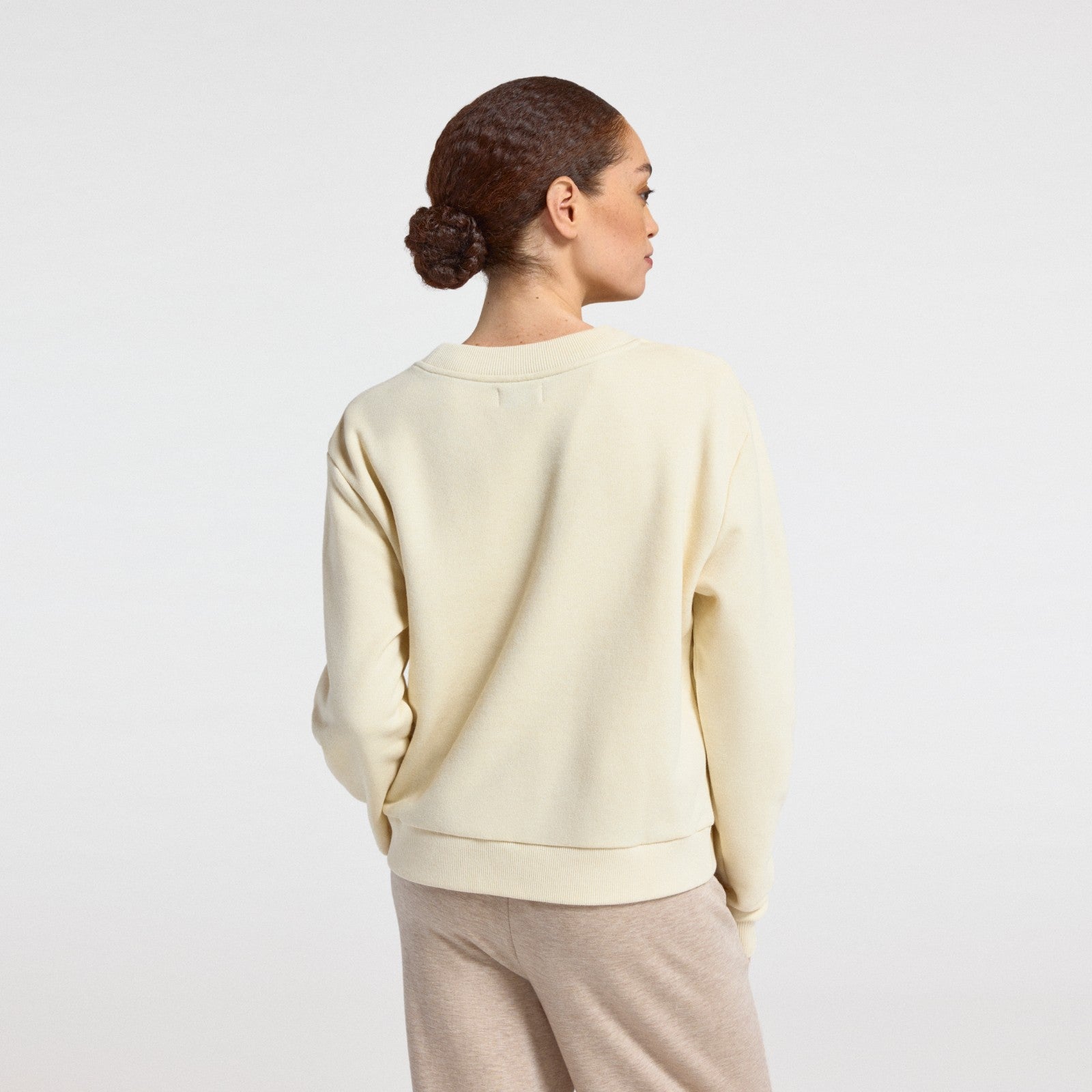 Alternative view of Women's Merino Blend Sweatshirt - Stony Cream Heather